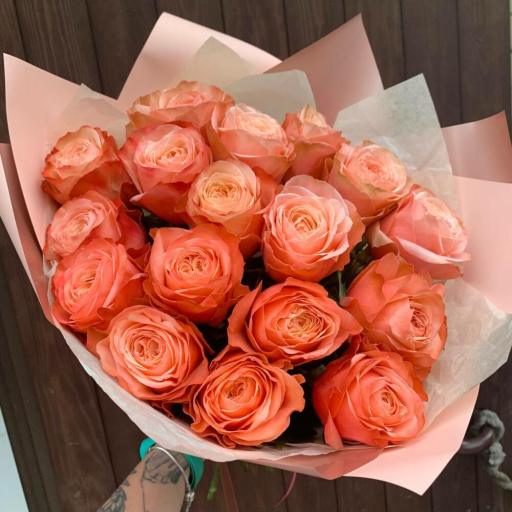 Букет из 17 пионовидных роз "Кахала". Фото №1