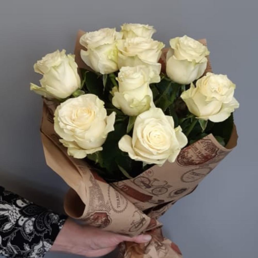 Букет из 9 белых роз "Мондиаль". Фото №1