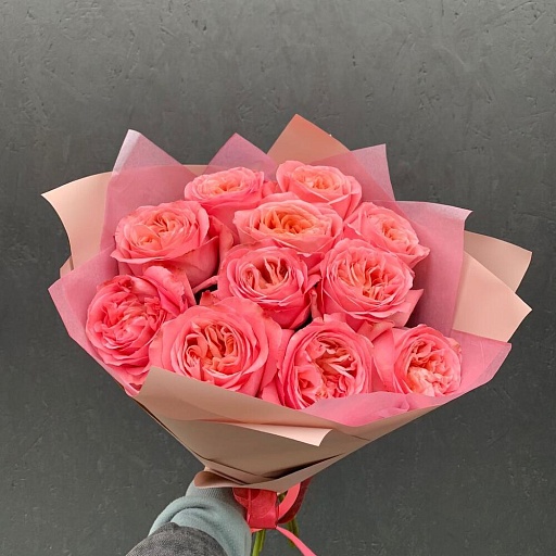 Букет из 11 розовых пионовидных роз "Пинк Экспрешн". Фото №4