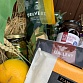 Подарочная корзина с благородными сырами, оливковым маслом, специями, колбасой и овощами "Сиеста". Фото №7