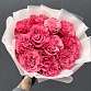 Букет из 11 розовых пионовидных роз Кантри Блюз. Фото №6