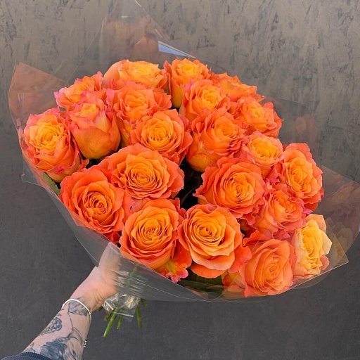 Букет из 21 пионовидной розы «Фри Спирит». Фото №3