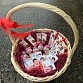 Подарочная корзина со сладостями "Киндер сюрприз". Фото №6