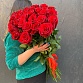 Букет из 25 красных роз "Эксплорер". Фото №7