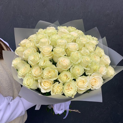 Букет из 51 белой розы "Мондиаль". Фото №2