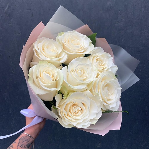 Букет из 7 белых роз "Мондиаль". Фото №3