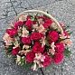 Корзина из альстромерий, розовых роз и зелени "Синтия". Фото №2