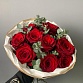 Букет из 9 красных роз с эвкалиптом "Альбион". Фото №6