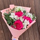 Букет из белых альстромерий, розовых роз и зелени "Маркиза". Фото №5