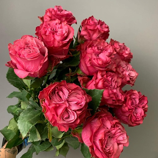 Букет из 11 пионовидных роз "Кантри Блюз". Фото №2